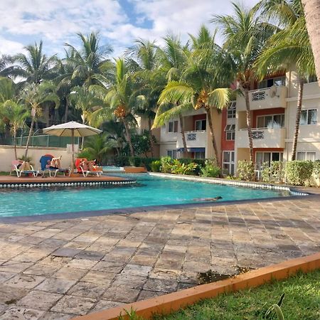 Flic En Flac, Les Orchidees, 3 Bedroom Ground Floor Apartment, ภายนอก รูปภาพ